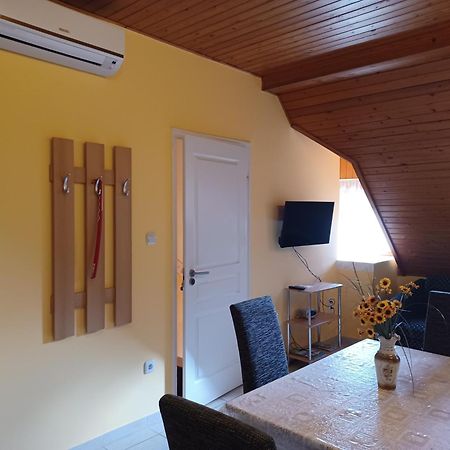 Andrea Apartmanház Balatongyörök Exterior foto