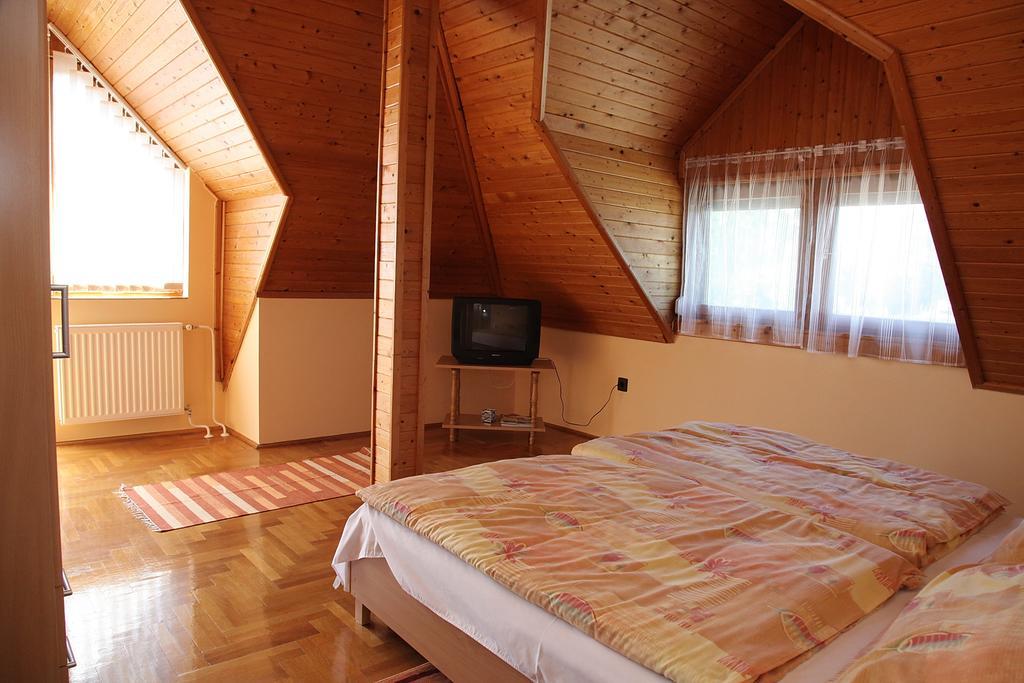 Andrea Apartmanház Balatongyörök Exterior foto
